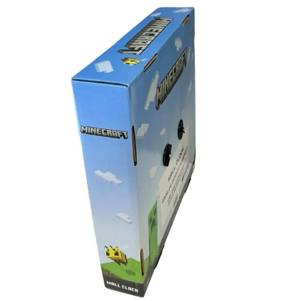 Minecraft Wall Clock Block Creeper Analog Quartz Battery Operated 11 in NEW NIB